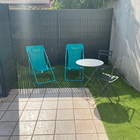 アパート Cosy Wifi Terrasse Chu-cite Administrative-primrose ボルドー